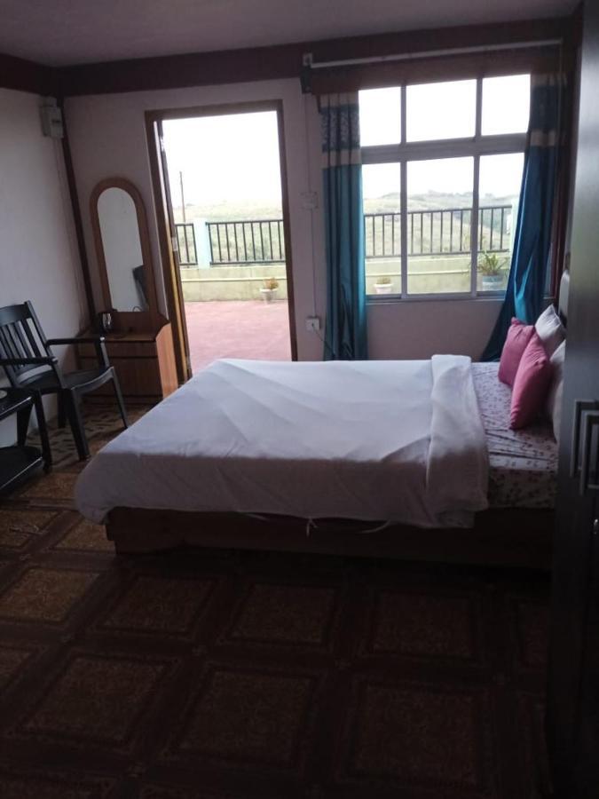 Abode Me Me Ai Haven Hotel Черапунджи Екстериор снимка