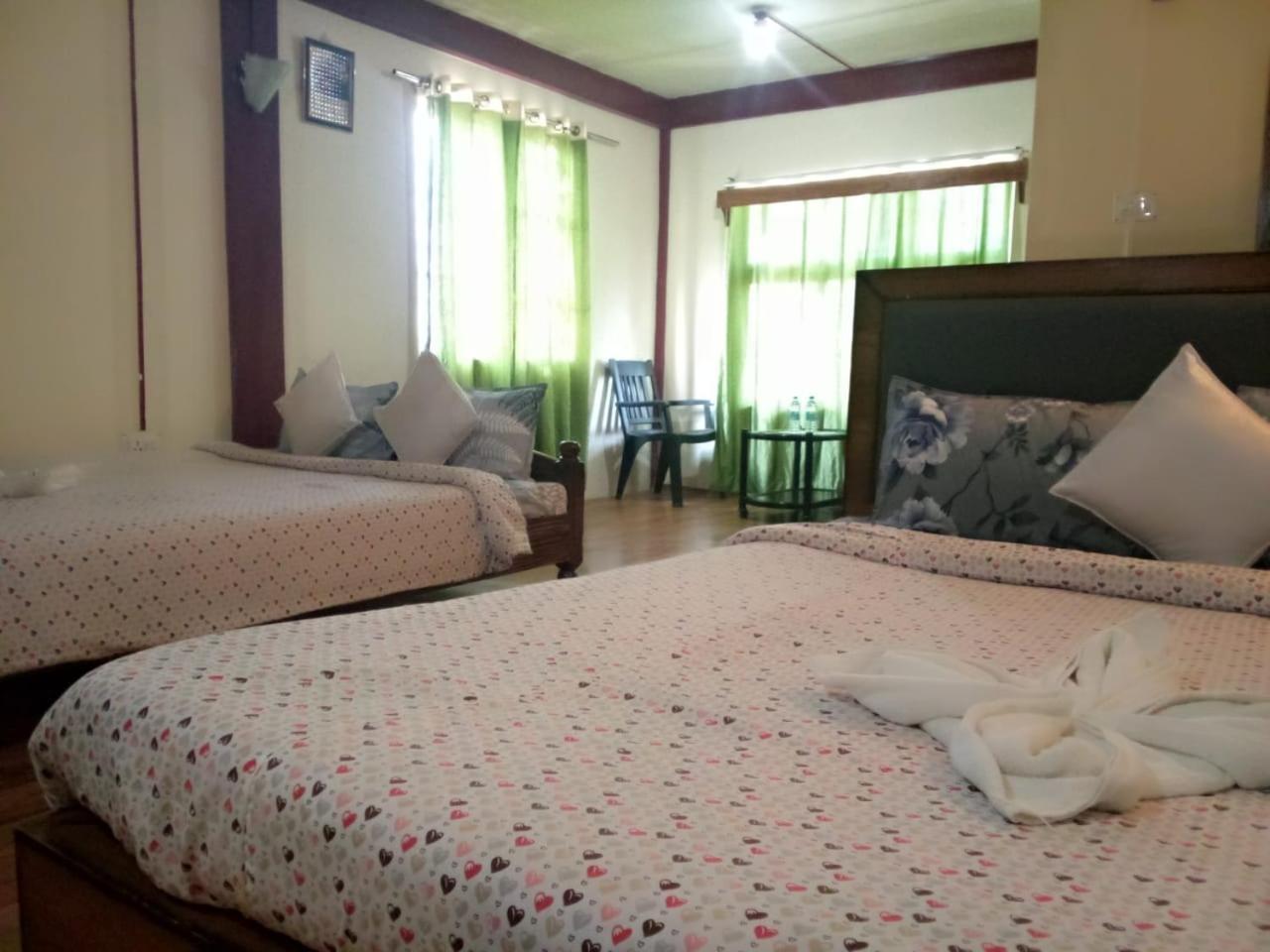 Abode Me Me Ai Haven Hotel Черапунджи Екстериор снимка